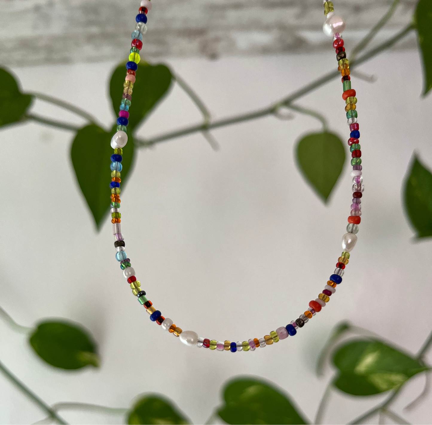 MULTICOLOR PEARL CHOKER