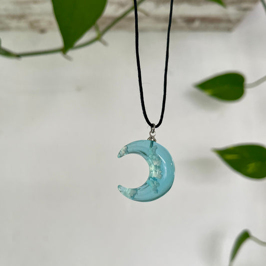 SILVER MOON NECKLACE