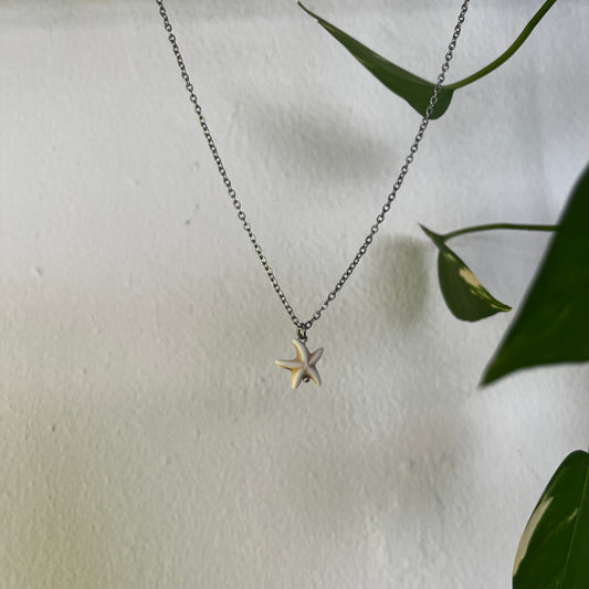 MINI STAR NECKLACE