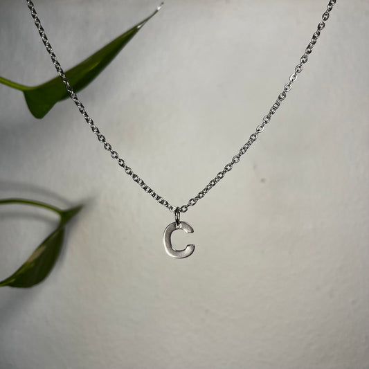 LETRA NECKLACE
