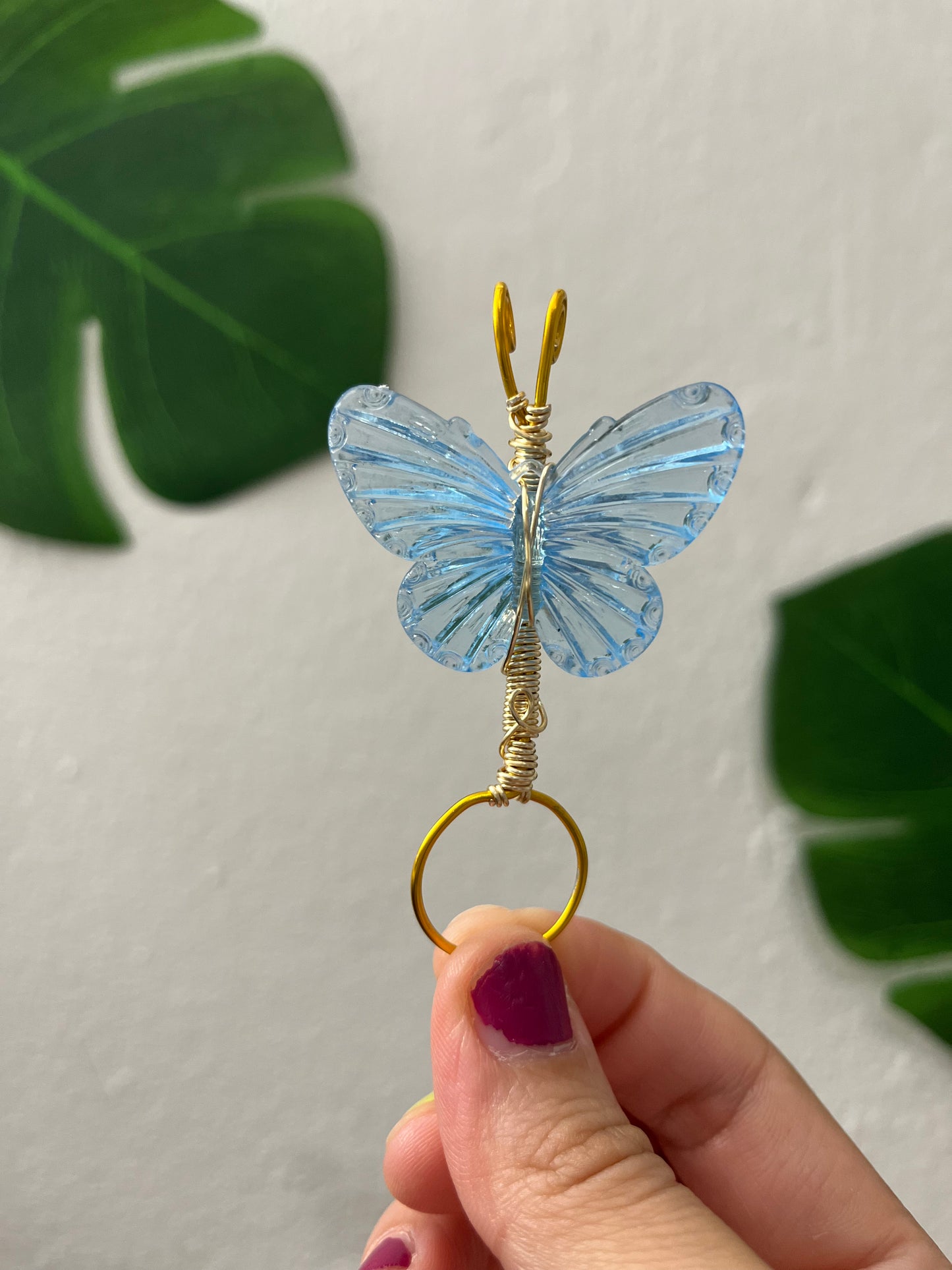 BUTTERFLY HOLDER