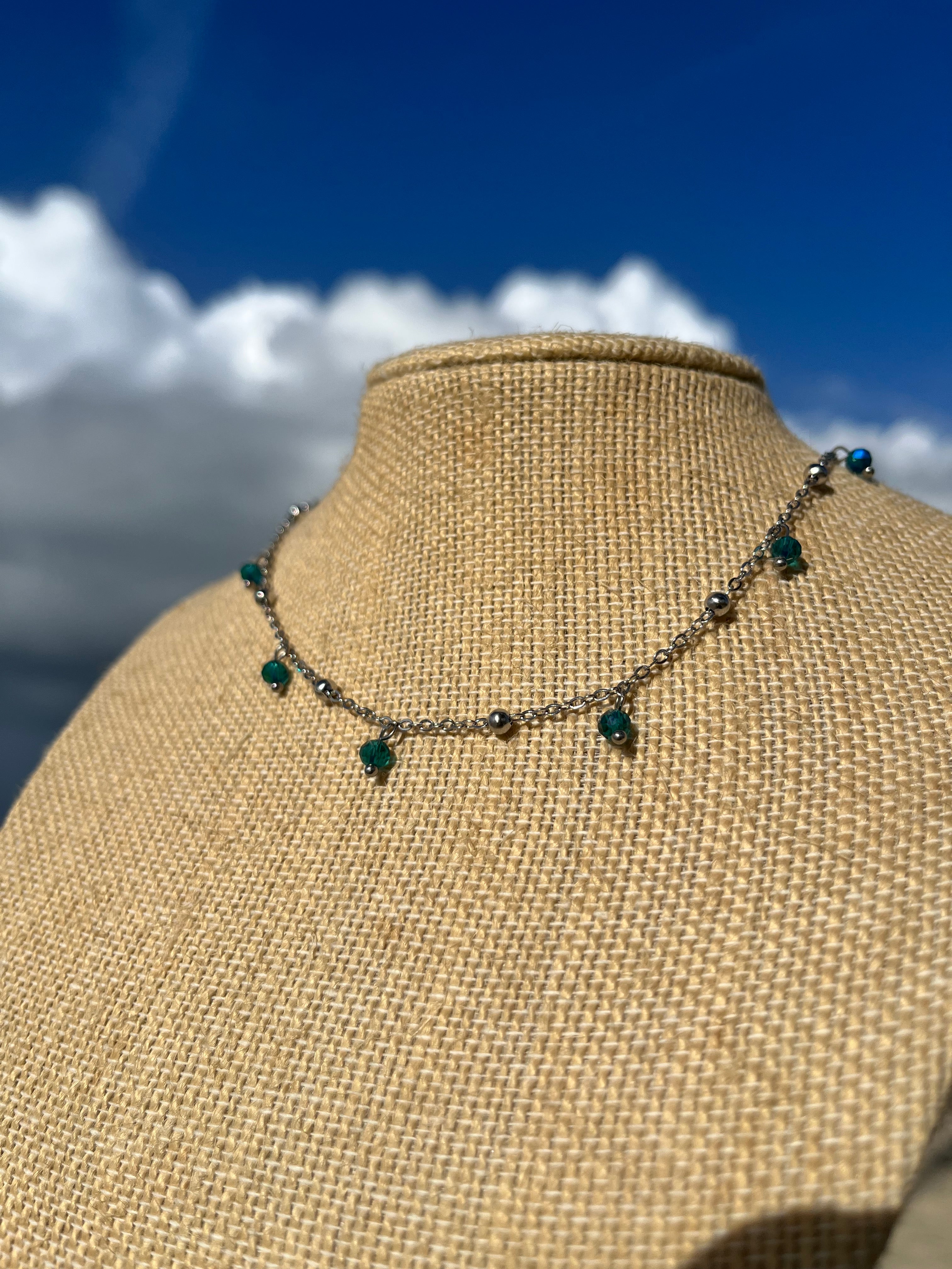 LITTLE CRYSTAL NECKLACE