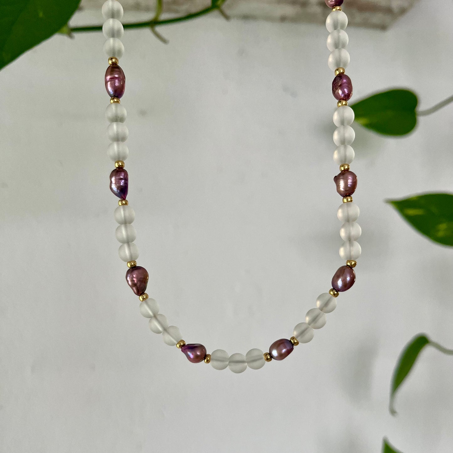 CLEAR PURPLE NECKLACE