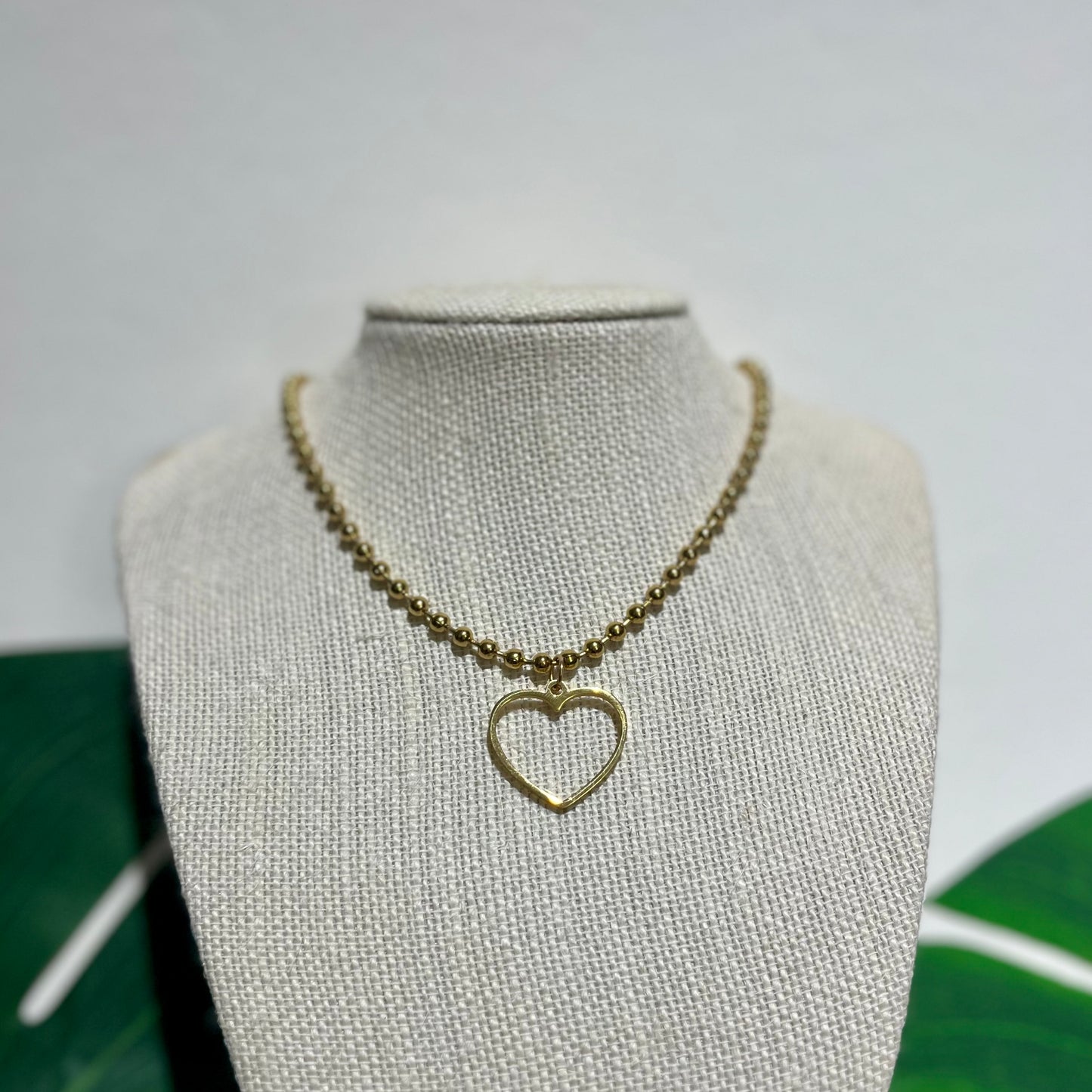 HEART GOLD NECKLACE