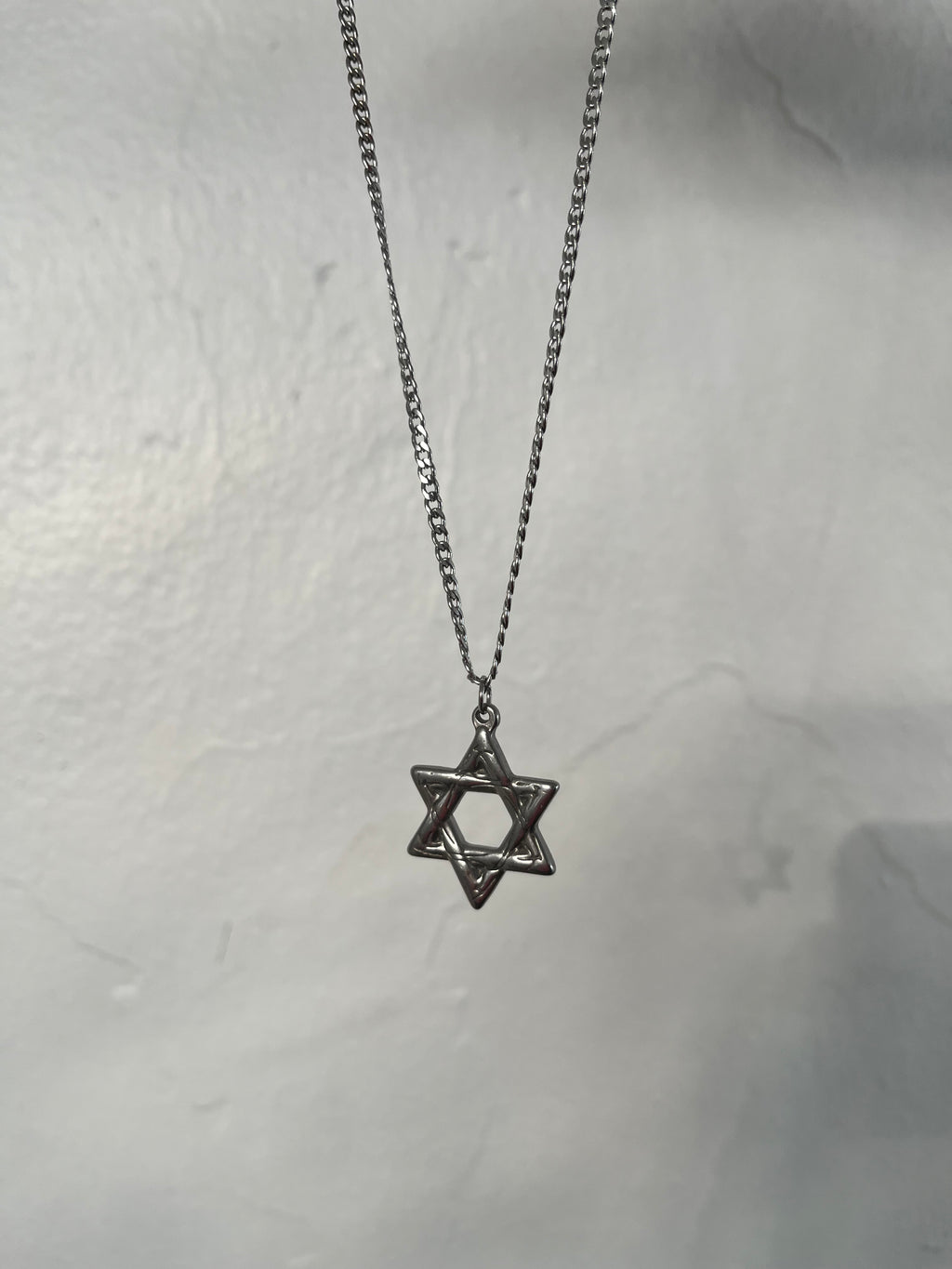 DAVID STAR NECKLACE