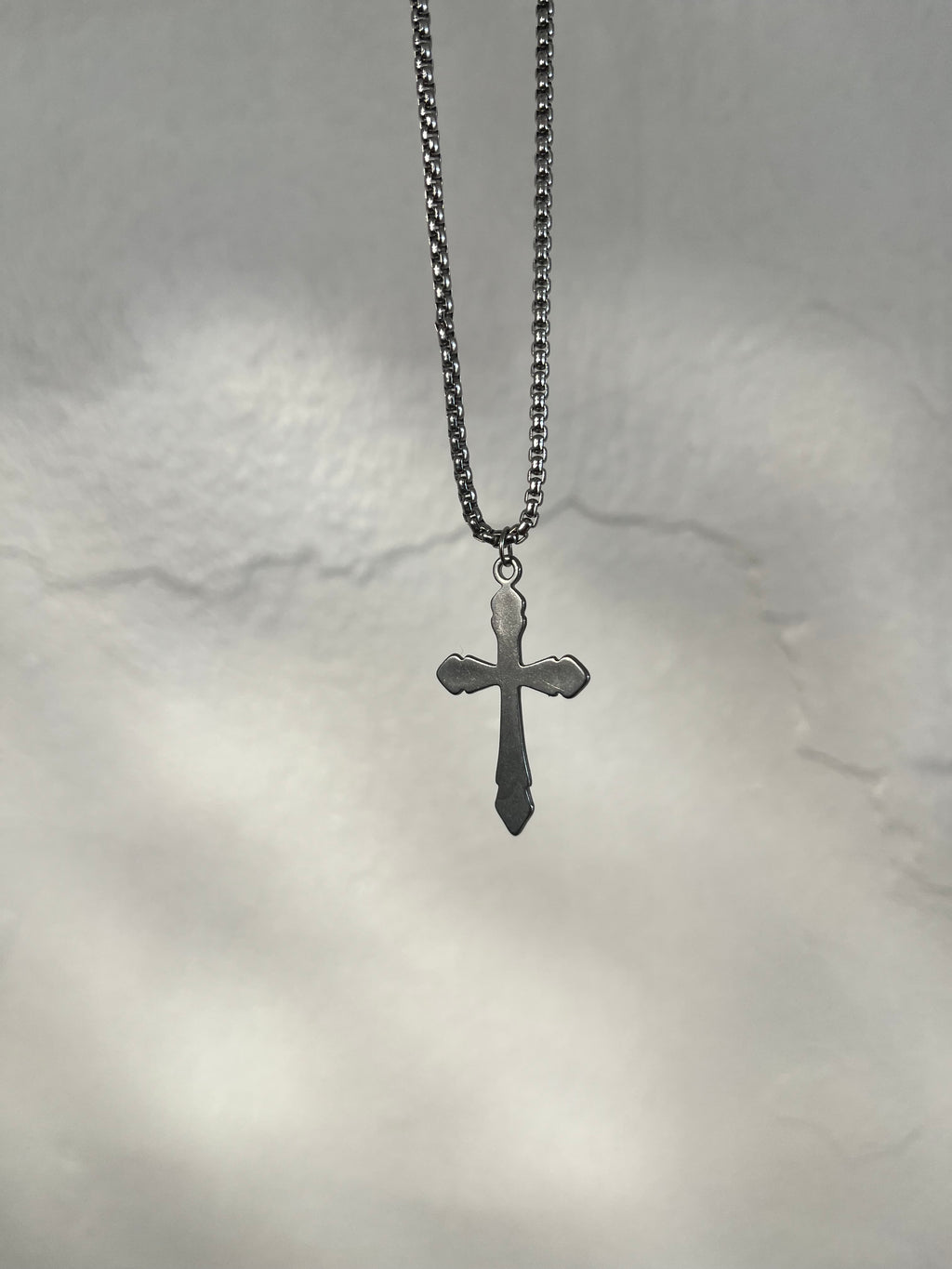 CRUZ NECKLACE