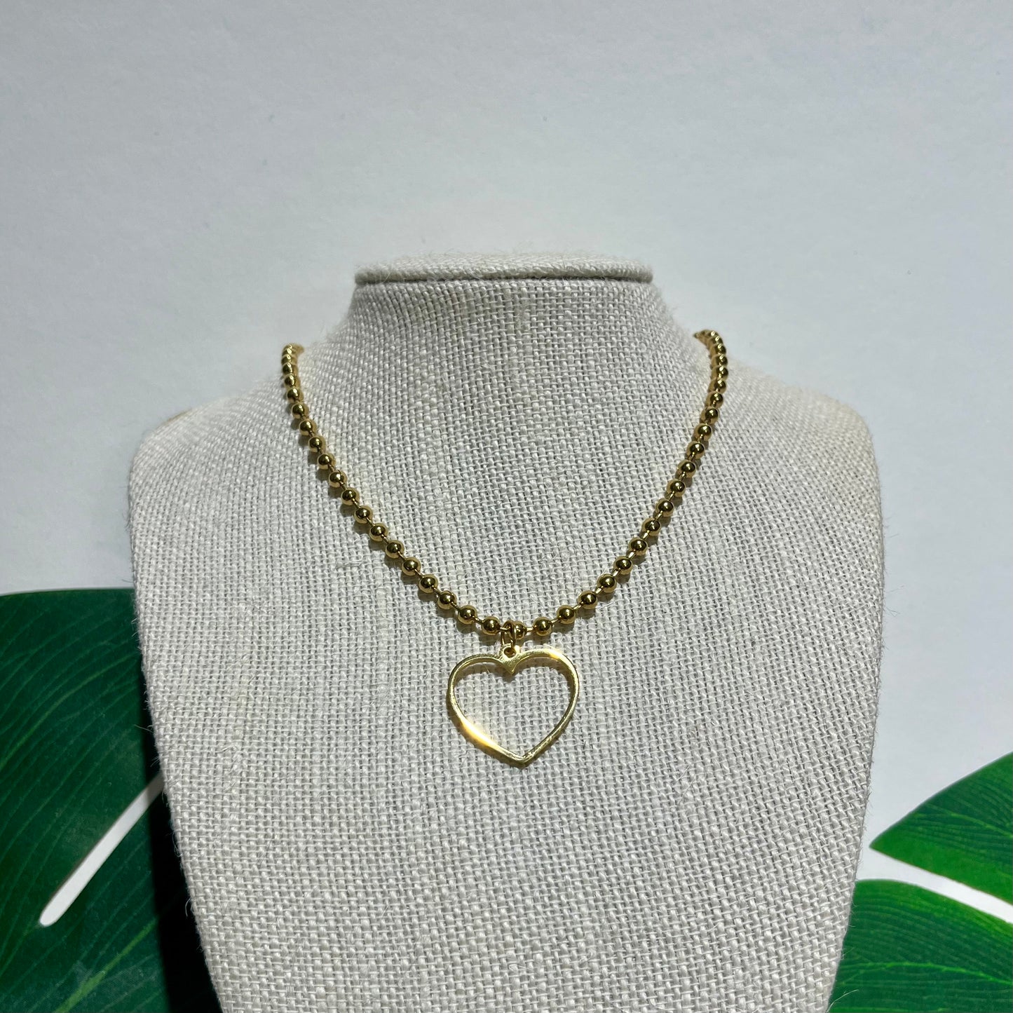 HEART GOLD NECKLACE