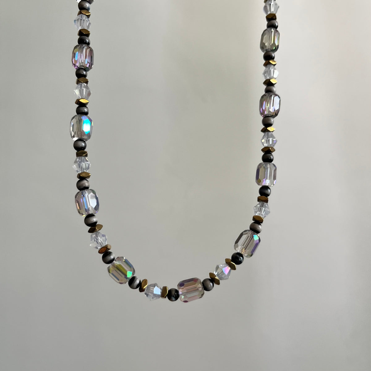 CRYSTAL ZEBRA CHOKER