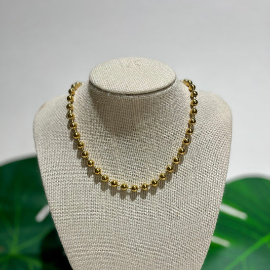 GOLD NECKLACE