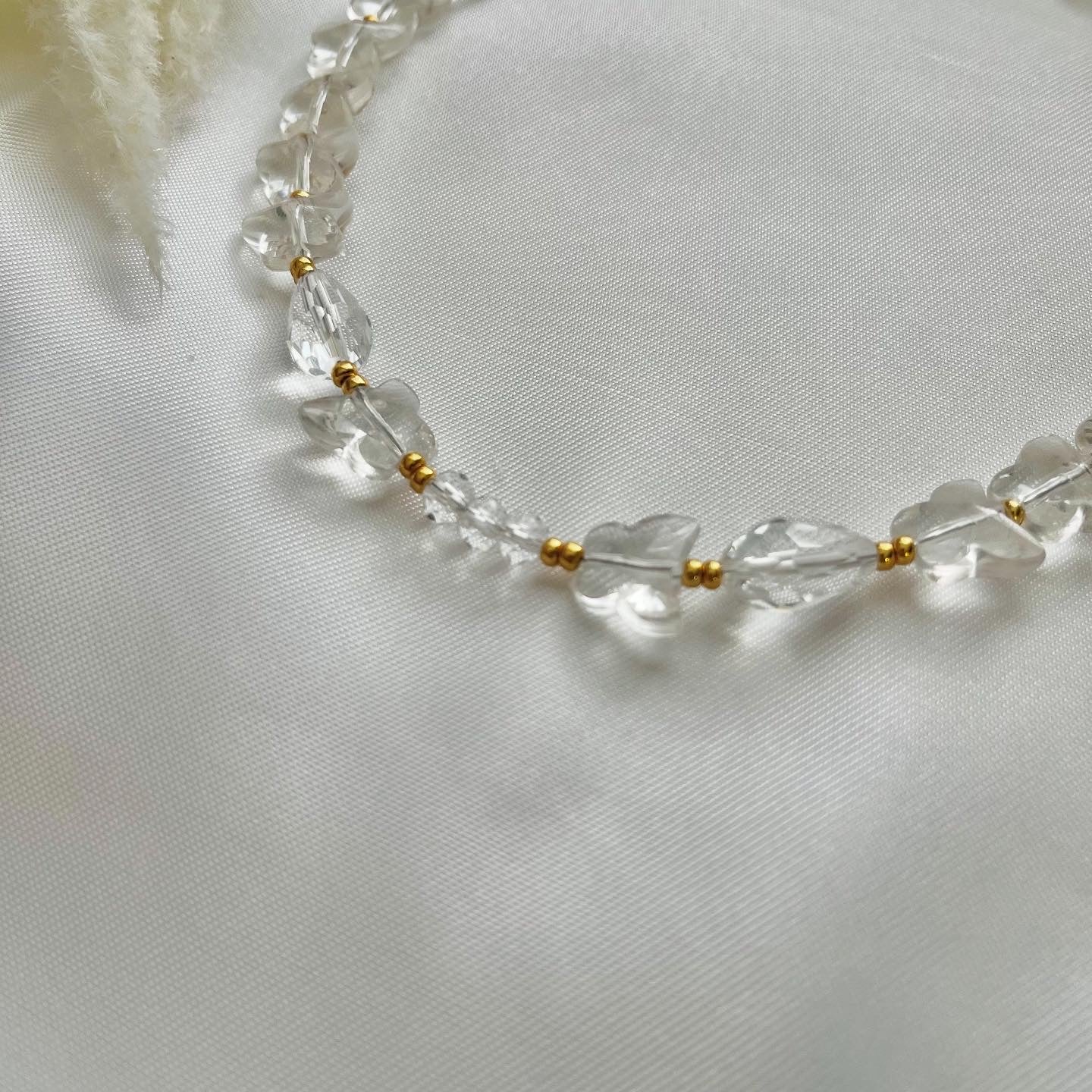 CRYSTAL FAIRY CHOCKER