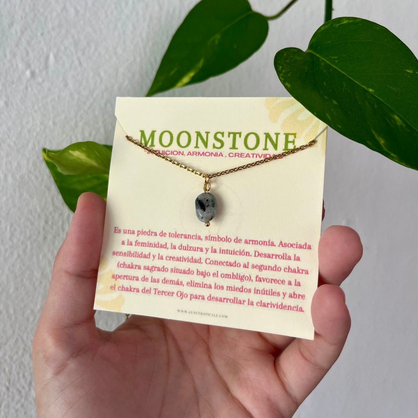 MOONSTONE NECKLACE