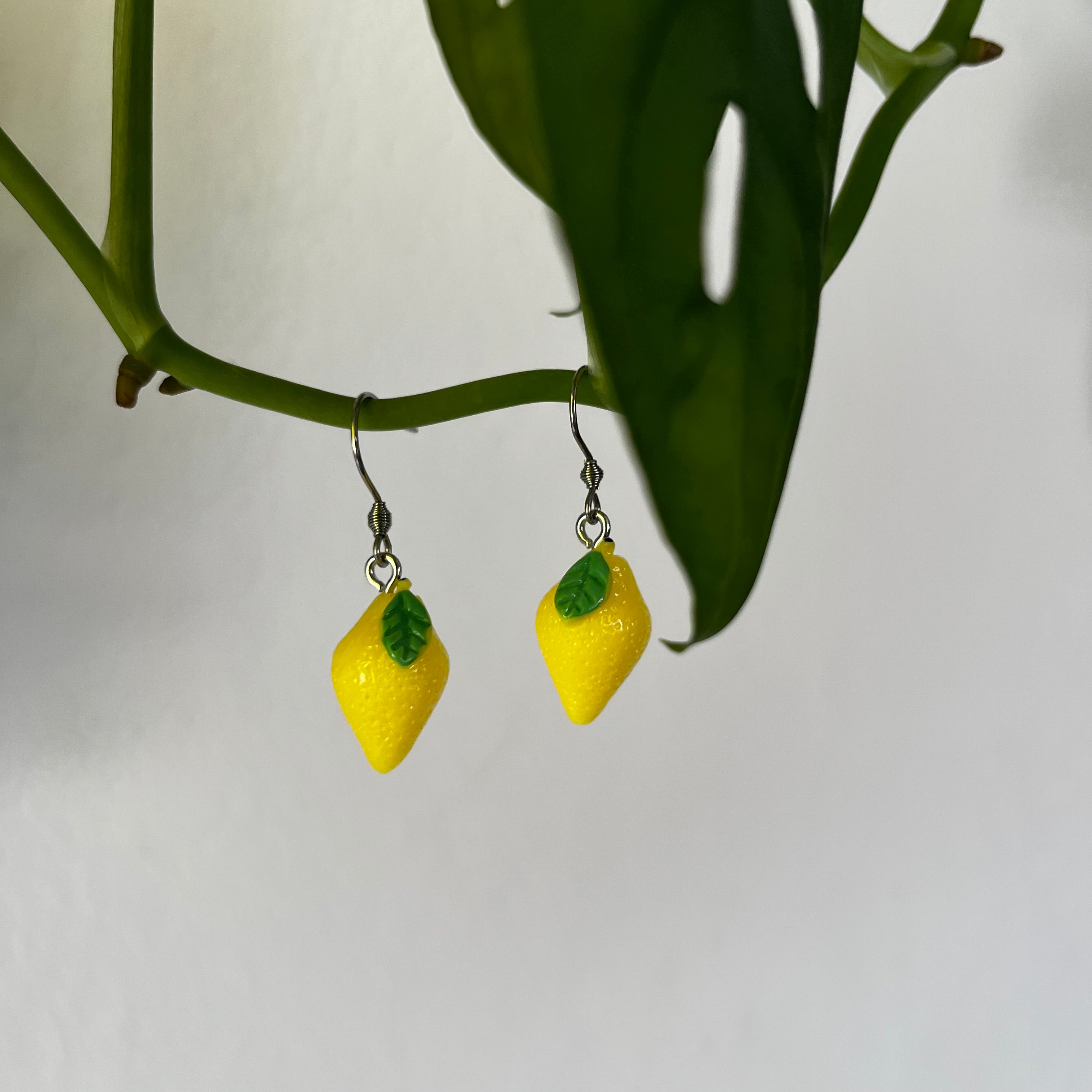 LIMONES