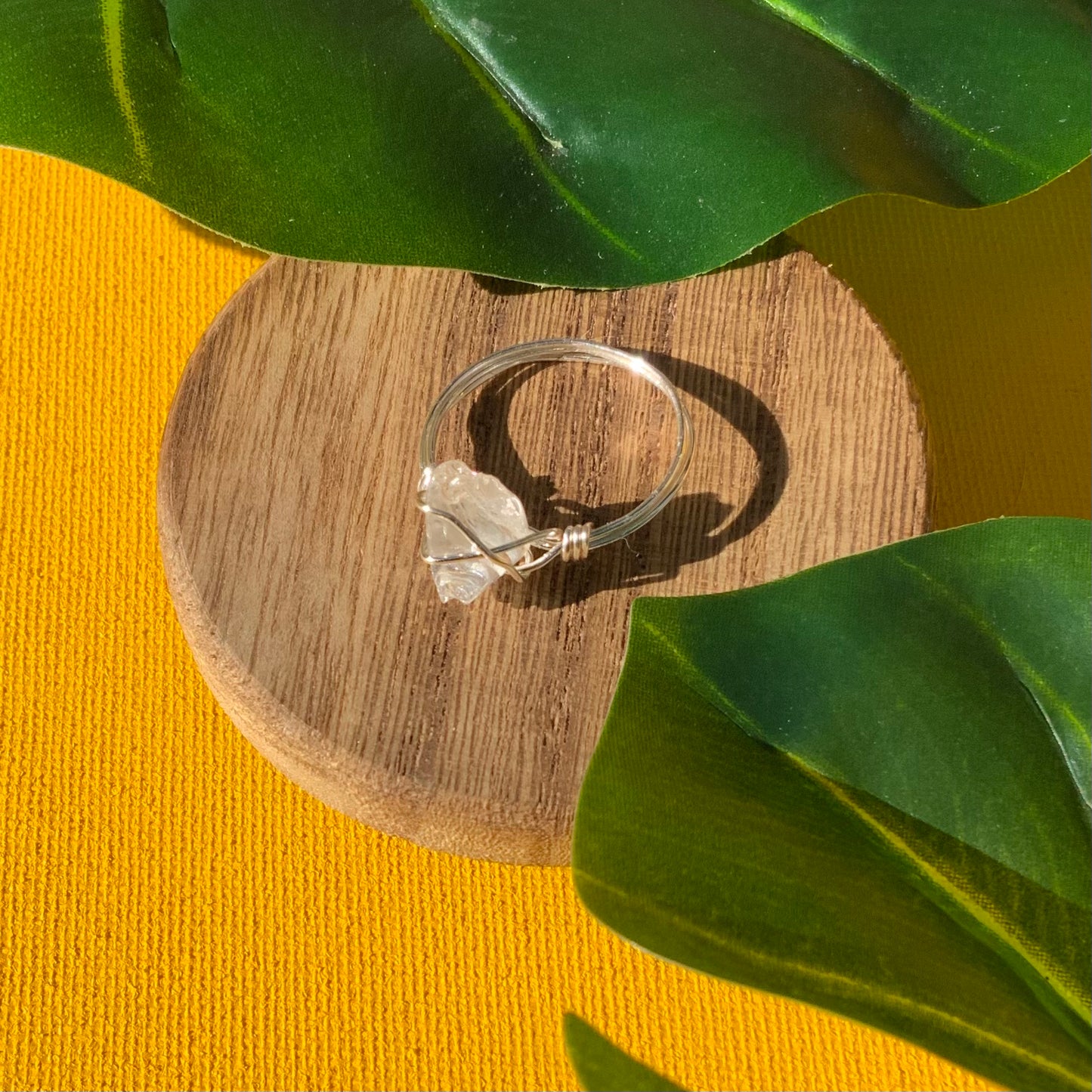 WHITE QUARTZ RING