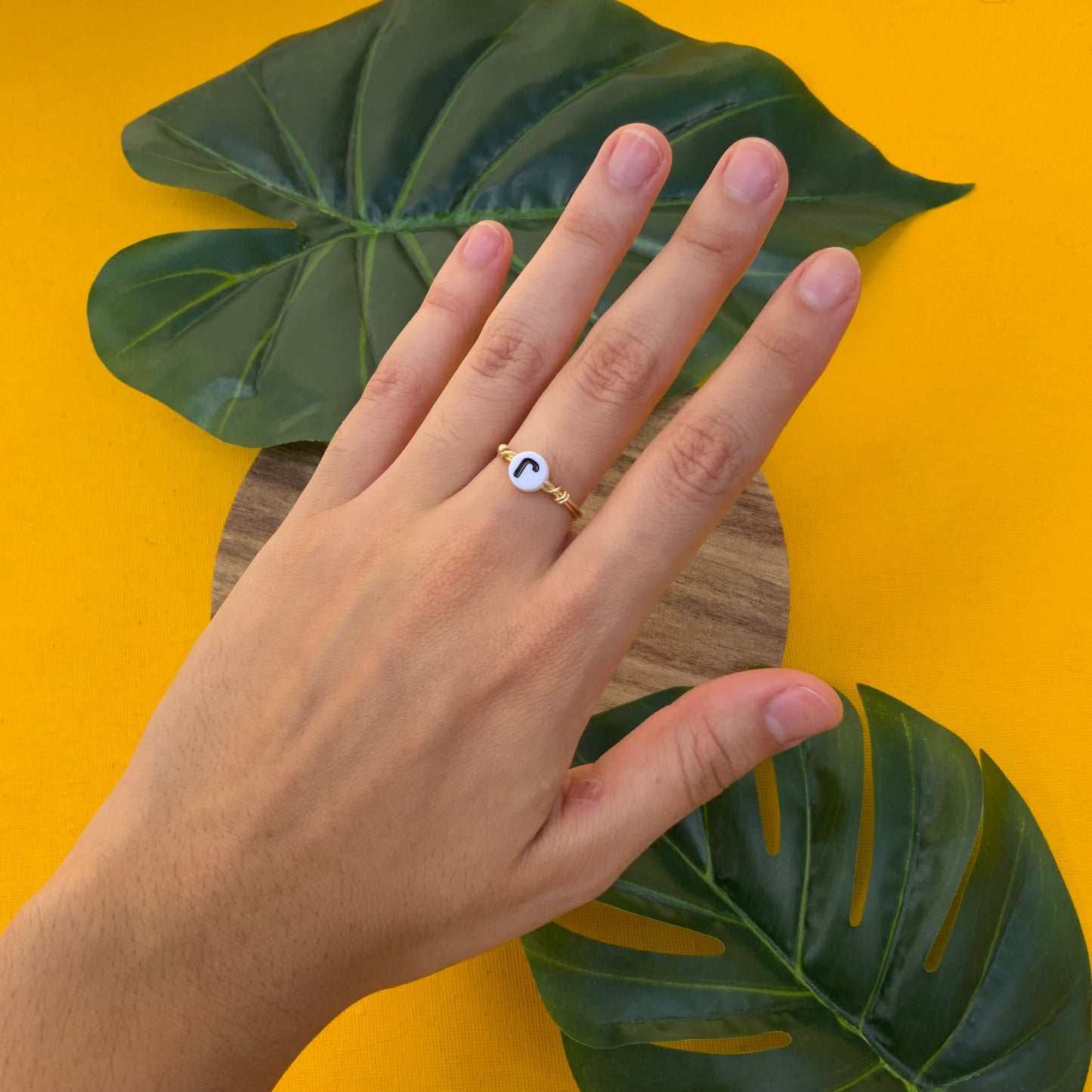 GOLD LETTER RING (size5-size7)